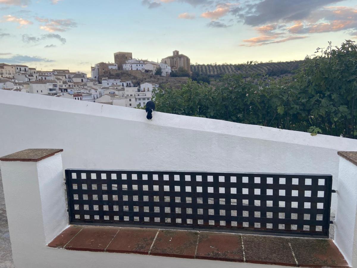 Casa Hay Que Vivir El Momento Apartment Setenil De Las Bodegas Bagian luar foto
